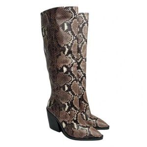 Vince Camuto Gravana Knee High Boots Snake Print Leather Black Tan Heeled size 5
